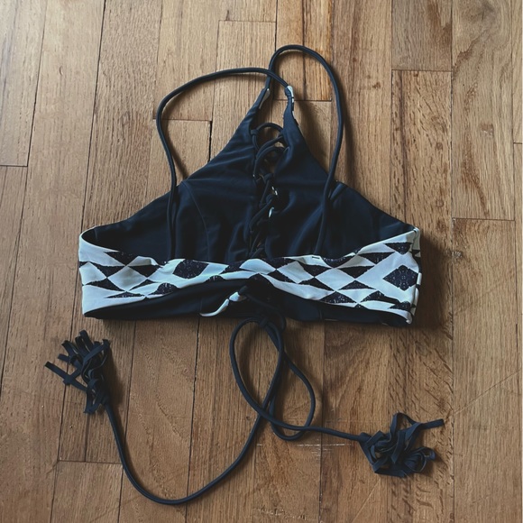 Rip Curl Reversible High Neck Bikini Top M - Picture 2 of 3